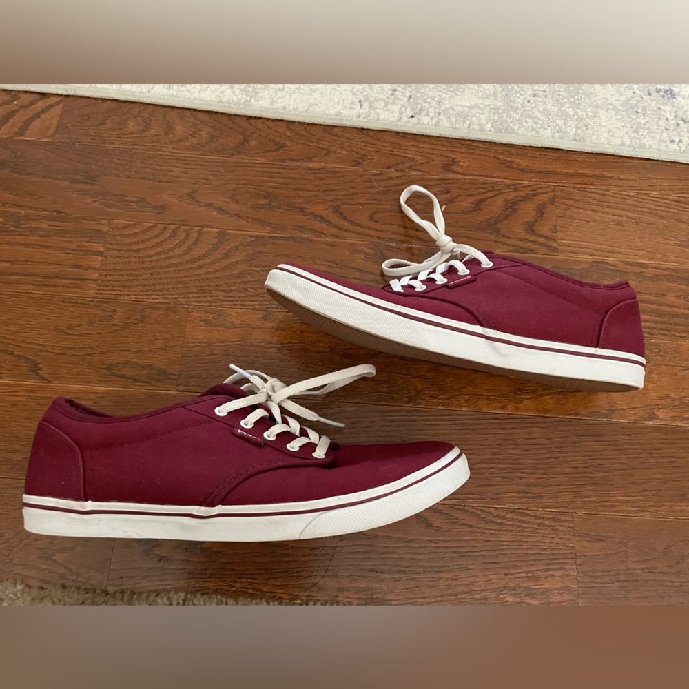 Vans Atwood Canvas Burgundy/White Women size 8.5